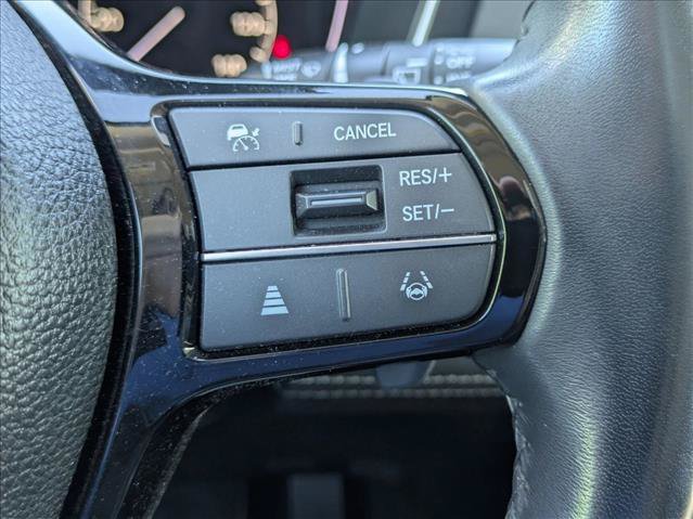 Used 2023 Honda Pilot Touring image 12