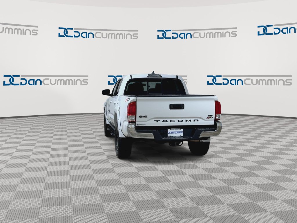 Used 2017 Toyota Tacoma SR5 w/ Tow Package AWD/4WD image 8