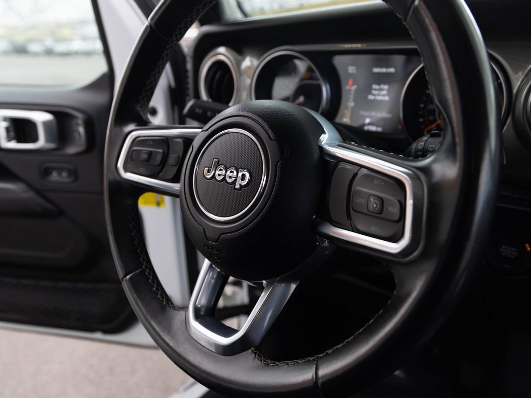 Used 2019 Jeep Wrangler Unlimited Sahara AWD/4WD image 21
