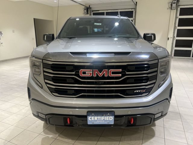 Used 2024 GMC Sierra 1500 AT4 w/ Technology Package AWD/4WD image 8