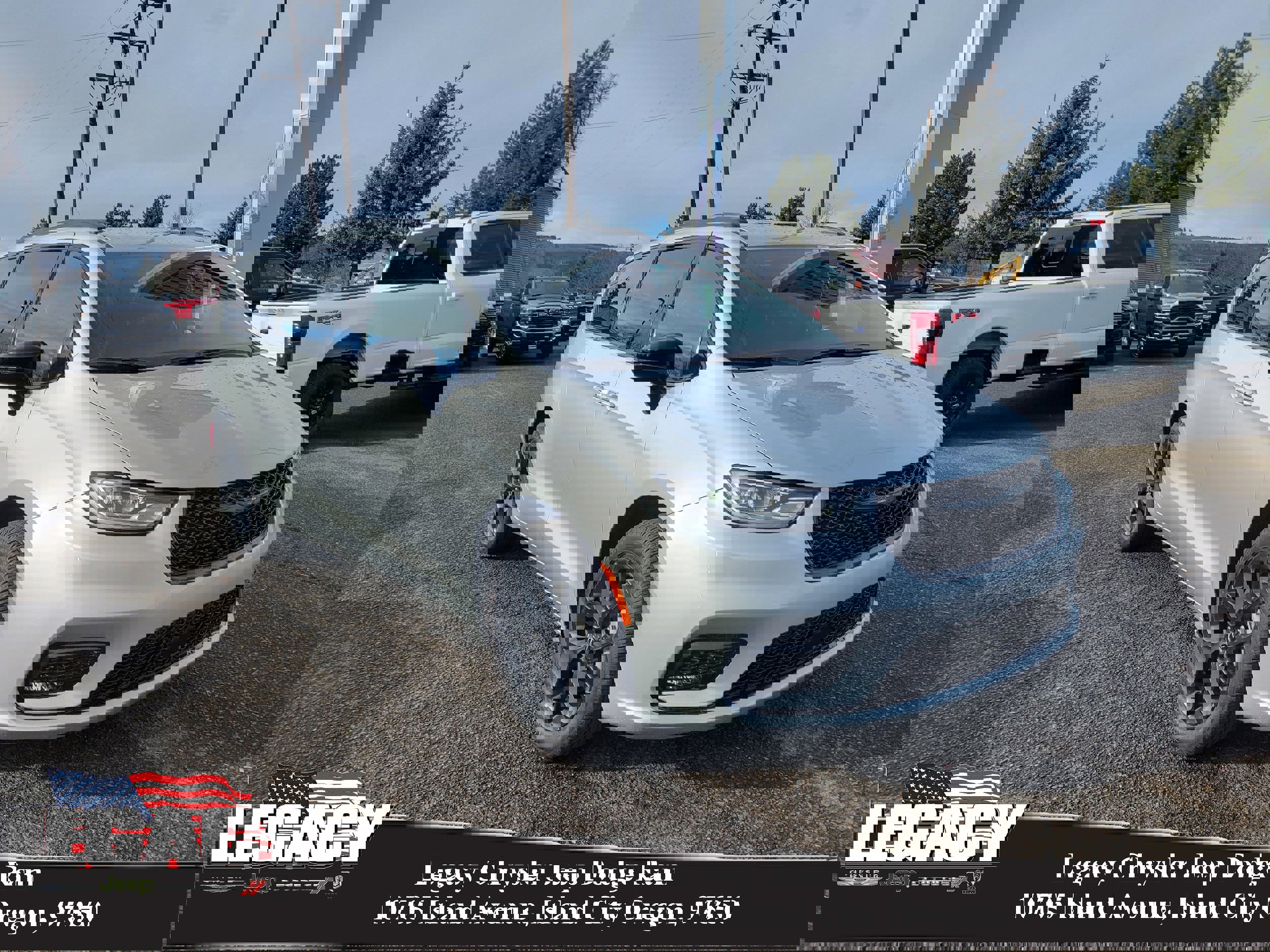 New 2026 Chrysler Pacifica Select