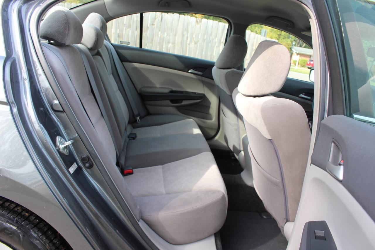 Used 2009 Honda Accord LX image 29