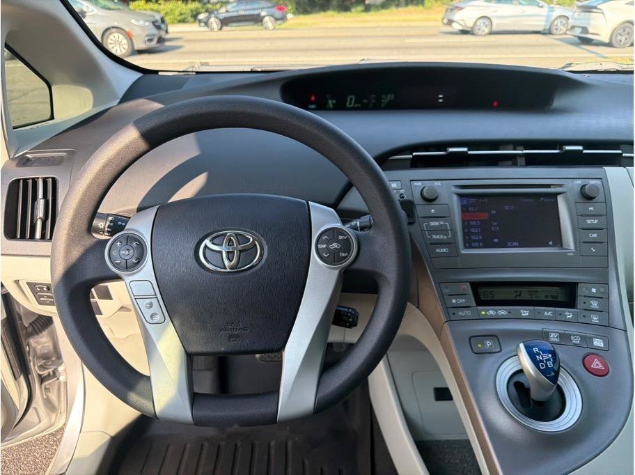 Used 2013 Toyota Prius Two FWD image 13