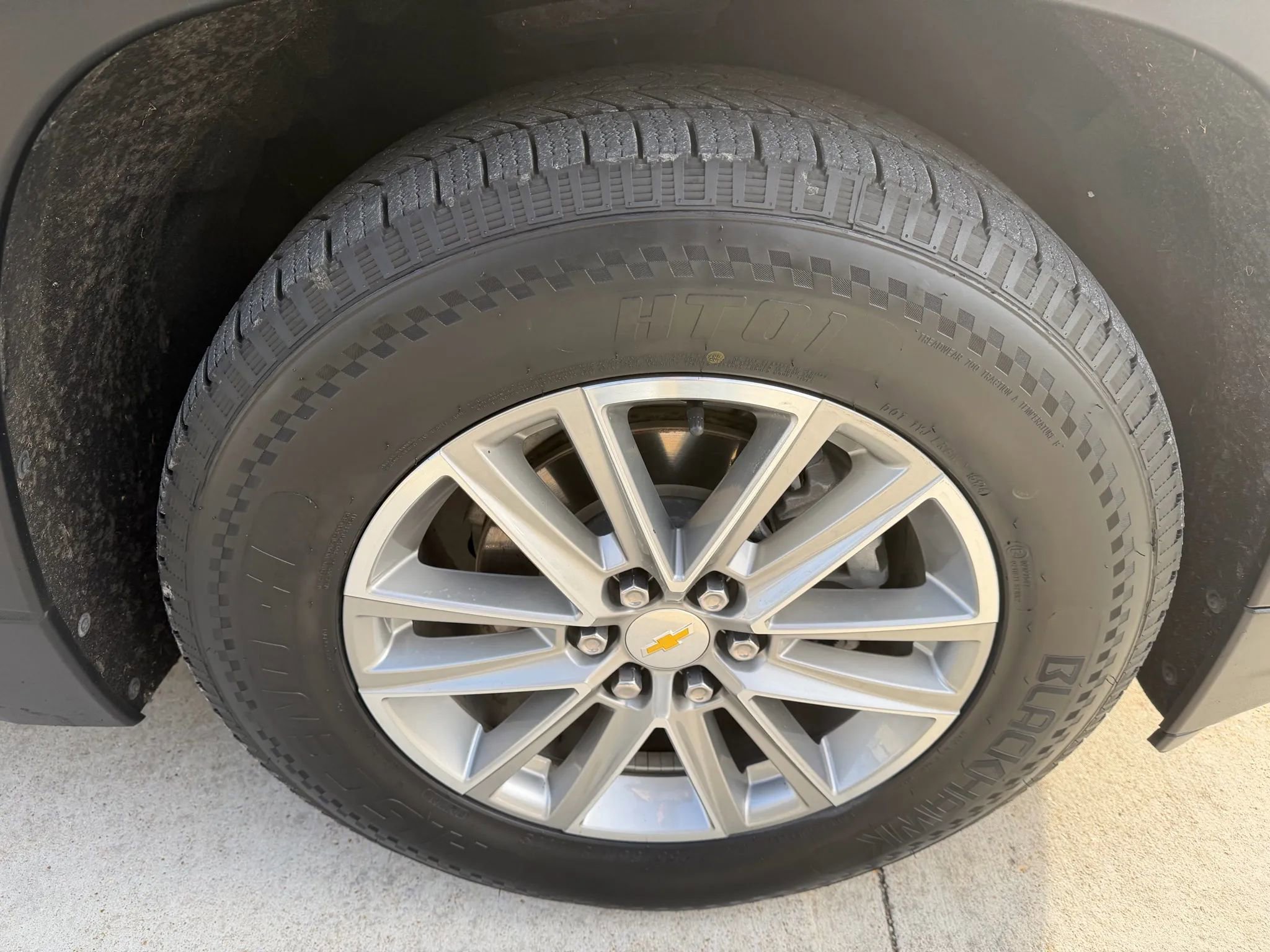 Used 2022 Chevrolet Traverse LT image 75