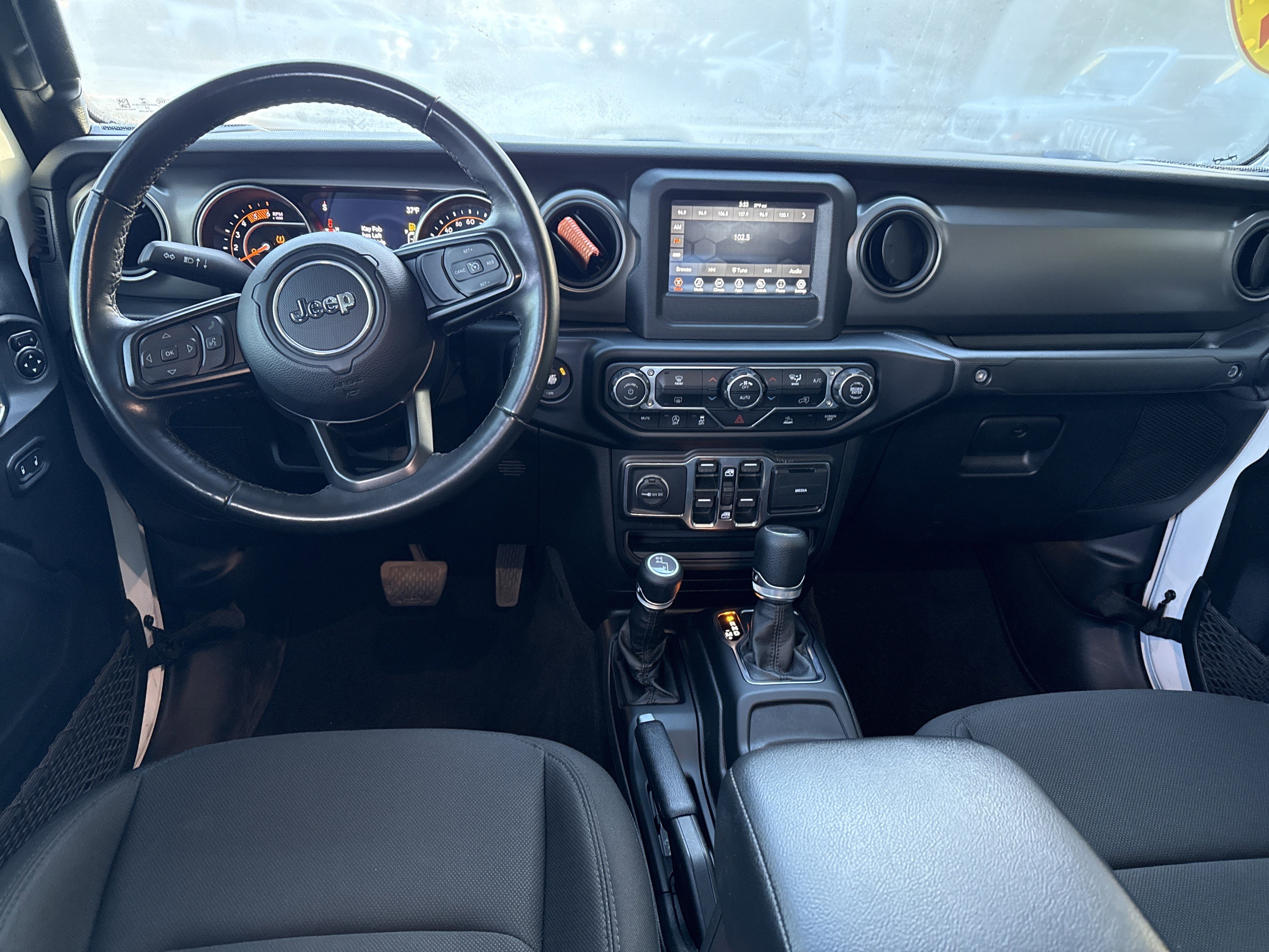 Used 2022 Jeep Gladiator Sport image 22