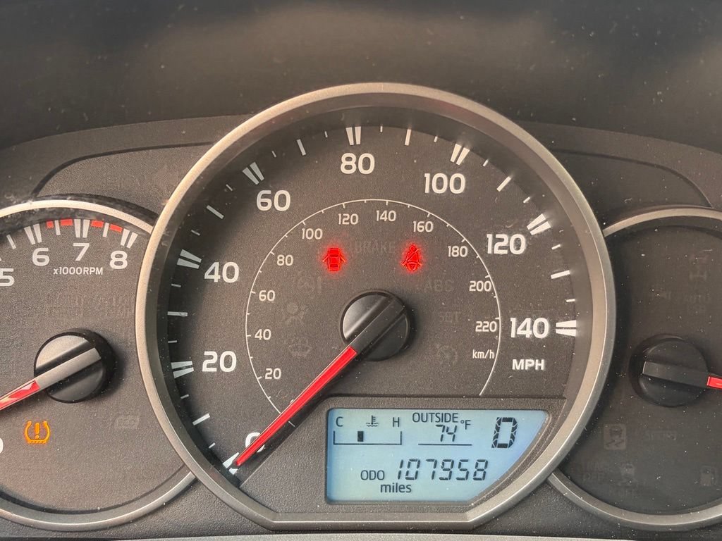 Used 2016 Toyota RAV4 LE AWD/4WD image 30