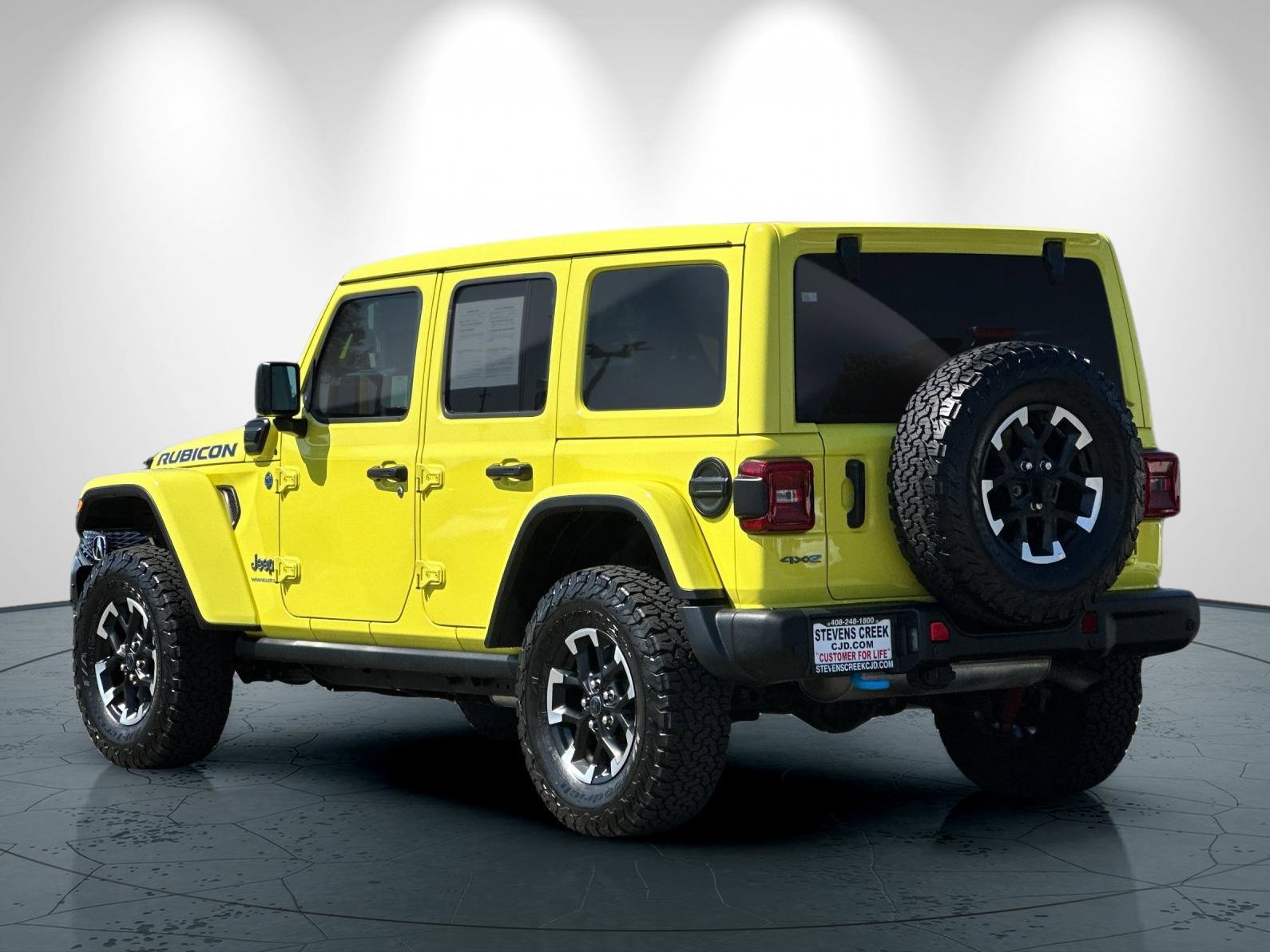 Certified 2024 Jeep Wrangler Unlimited Rubicon 4xe image 6