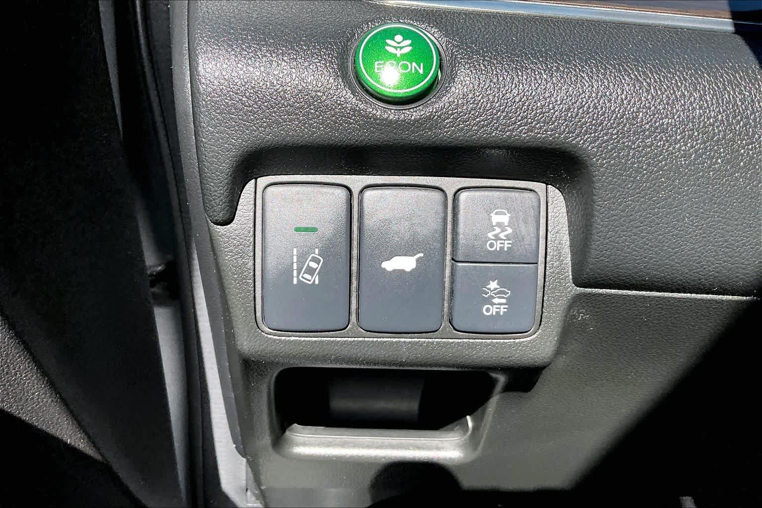 Used 2015 Honda CR-V Touring image 32