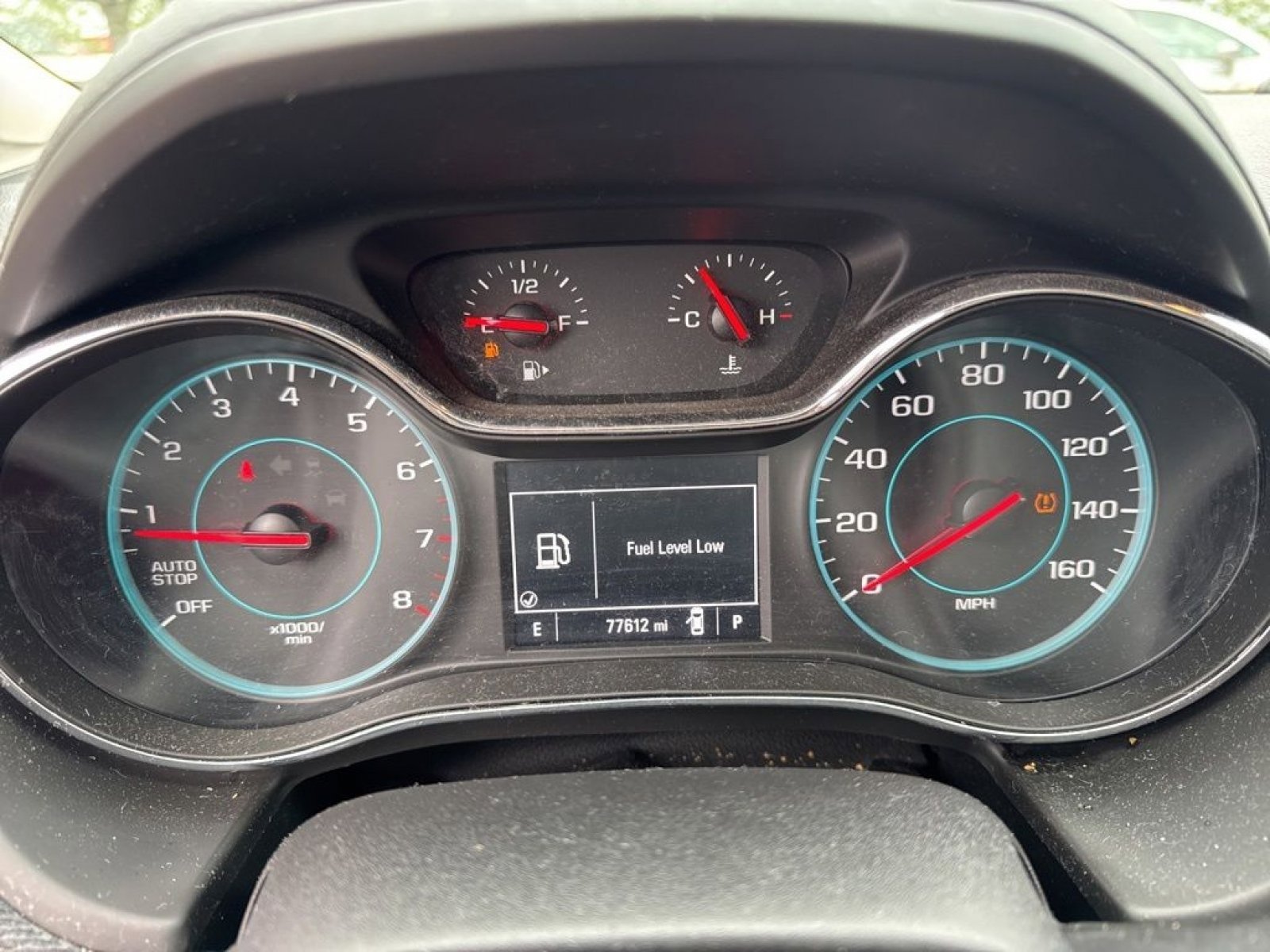 Used 2018 Chevrolet Cruze LT w/ Convenience Package FWD image 10