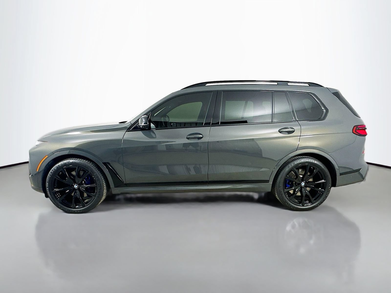 Used 2024 BMW X7 M60i w/ Executive Package AWD/4WD image 8