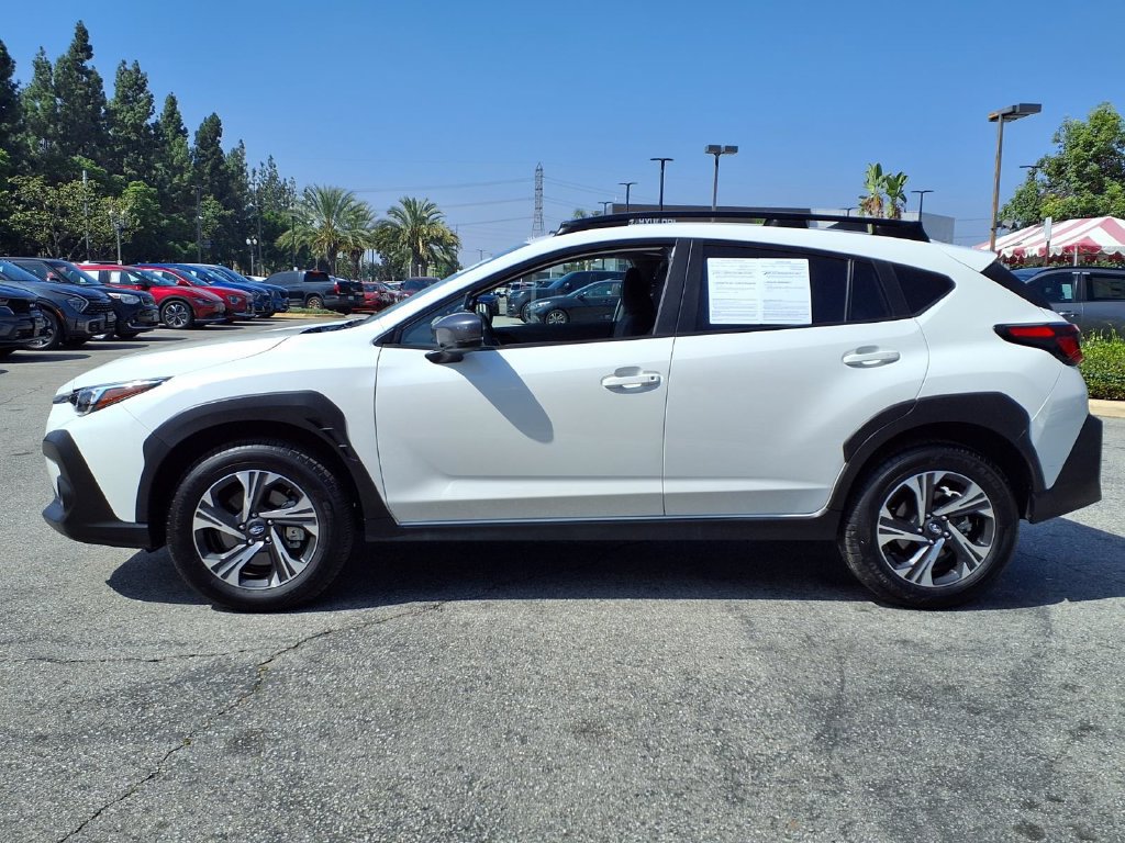 Used 2026 Subaru Crosstrek 2.5i Premium AWD/4WD image 3