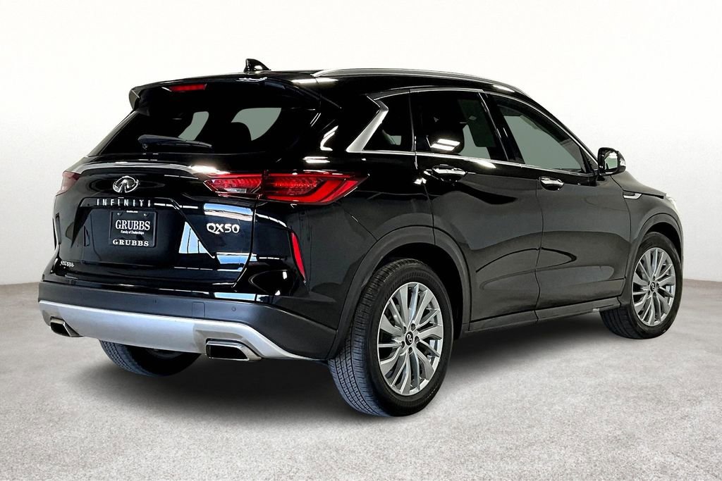 Used 2024 INFINITI QX50 Luxe image 2