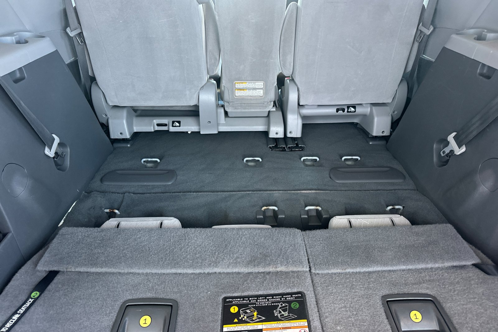 Used 2020 Toyota Sienna LE FWD image 18