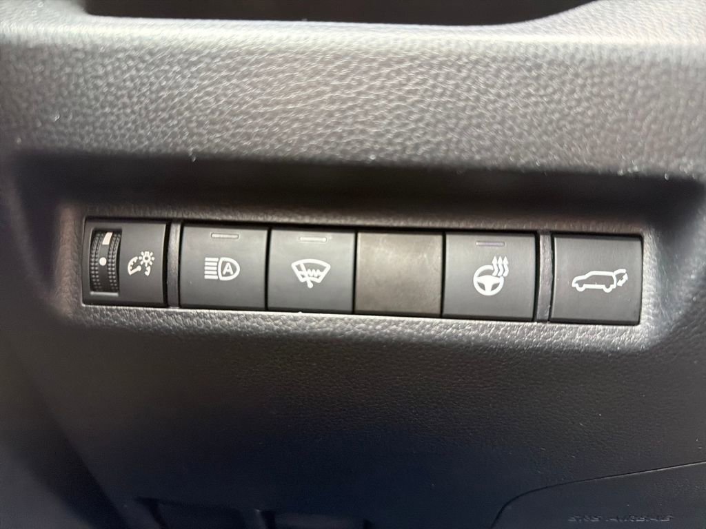 Used 2020 Toyota RAV4 XLE w/ Convenience Package AWD/4WD image 49