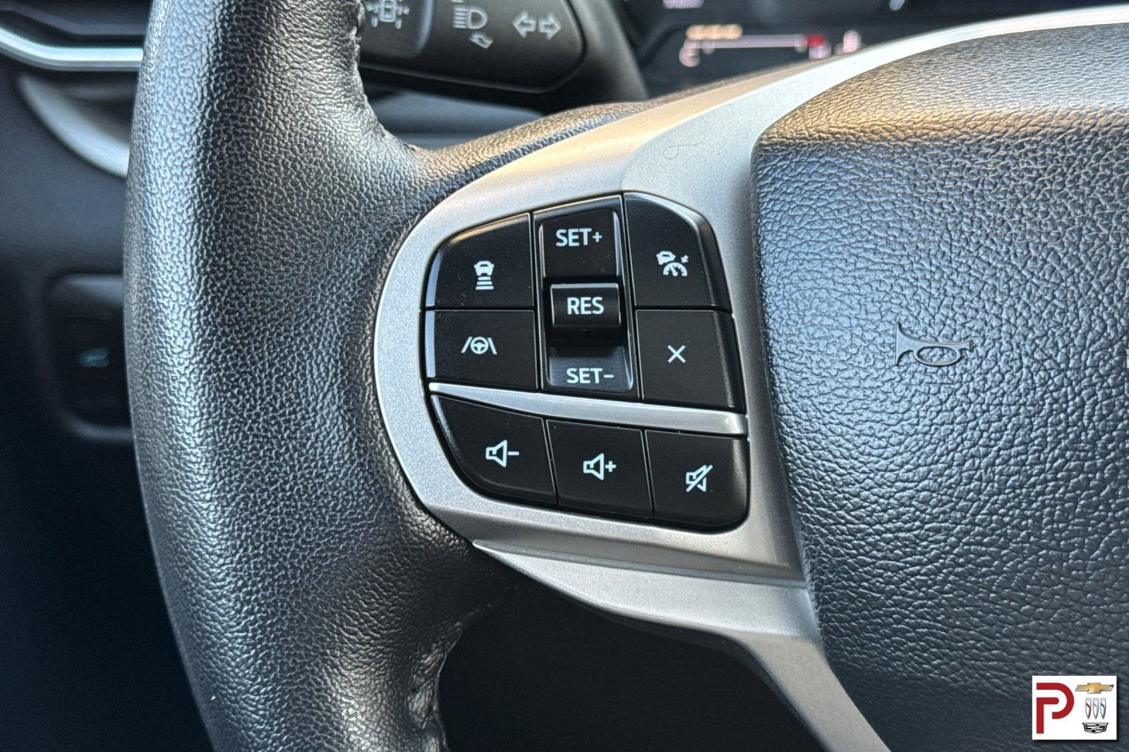 Used 2024 Ford Explorer XLT w/ Equipment Group 202A image 31