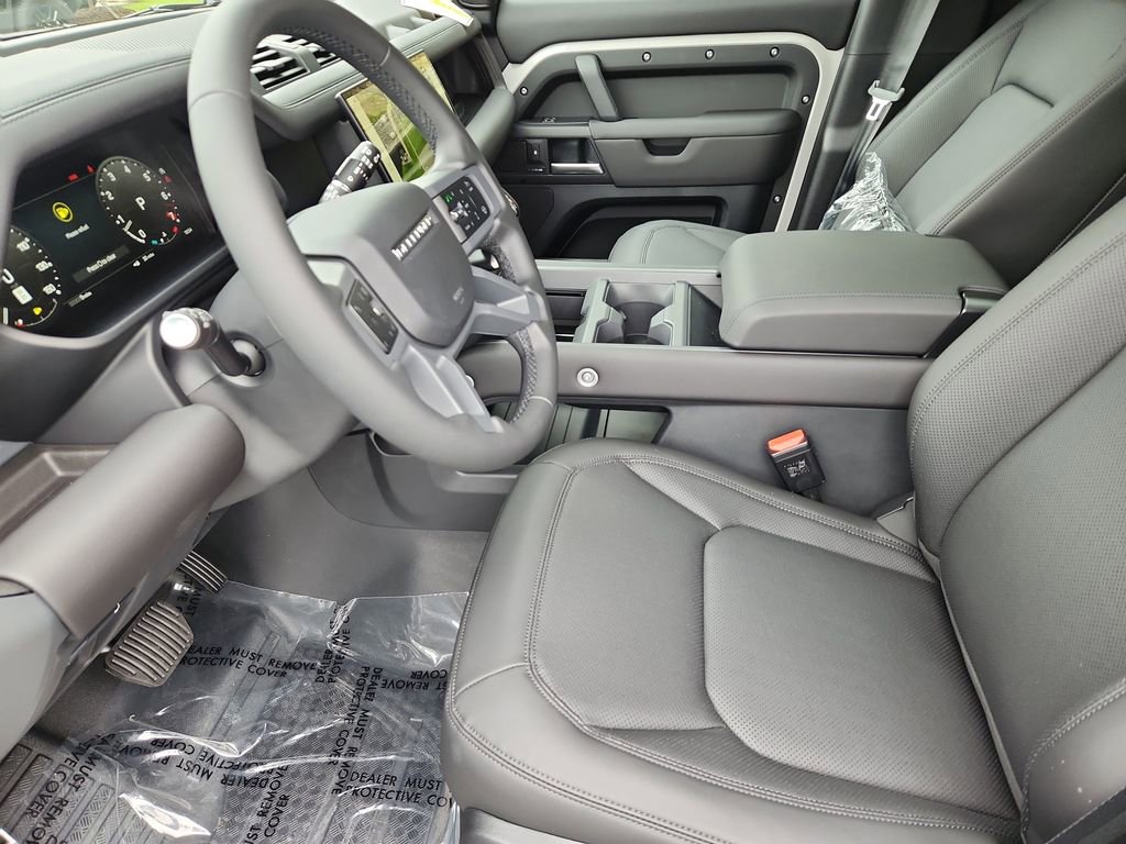 Used 2026 Land Rover Defender 110 S image 21