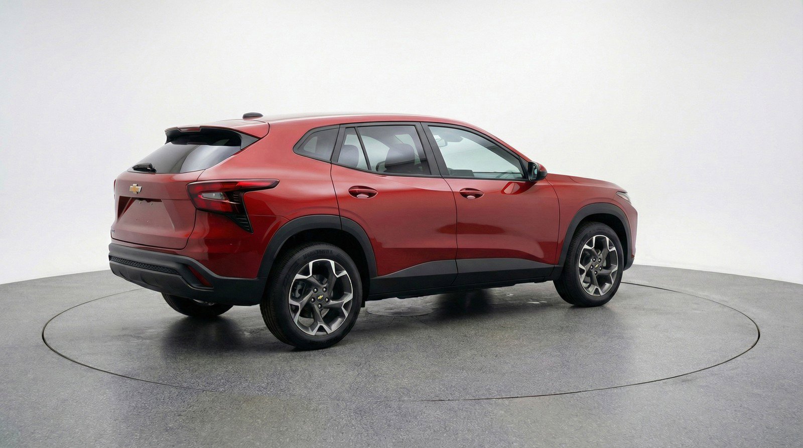 Used 2025 Chevrolet Trax LT FWD image 9