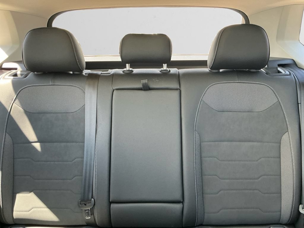 New 2026 Volkswagen Taos SE AWD/4WD image 13