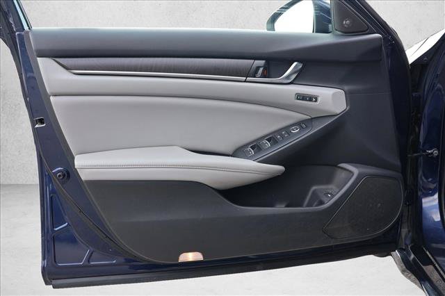Used 2018 Honda Accord EX-L image 12