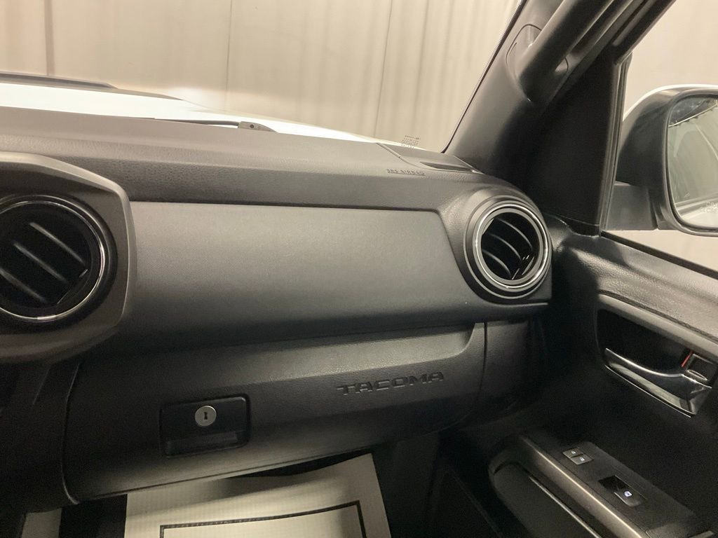 Used 2017 Toyota Tacoma TRD Pro image 28