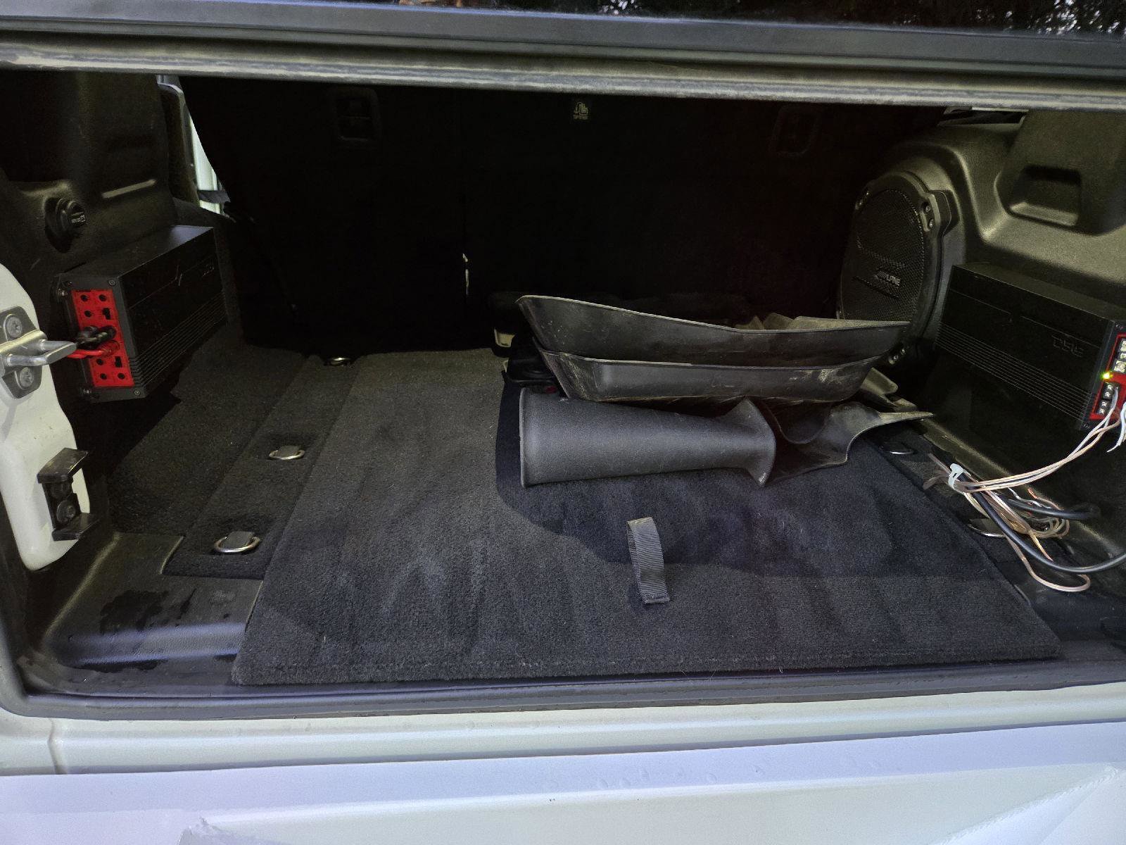 Used 2019 Jeep Wrangler Unlimited Sahara image 43