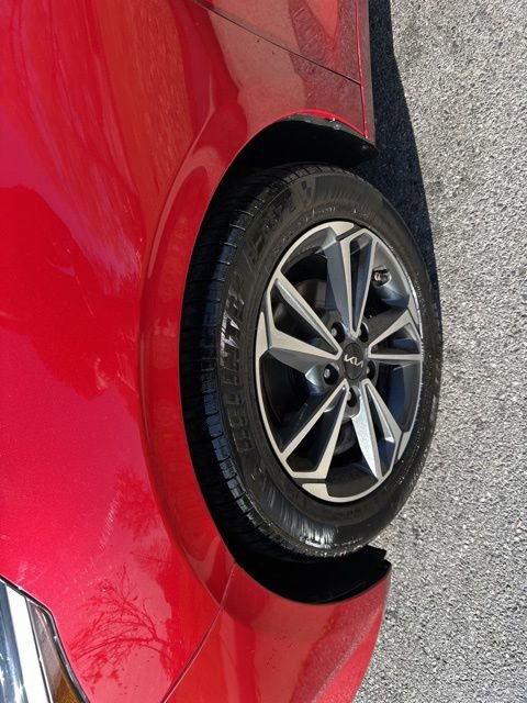 Certified 2022 Kia Forte LXS FWD image 29