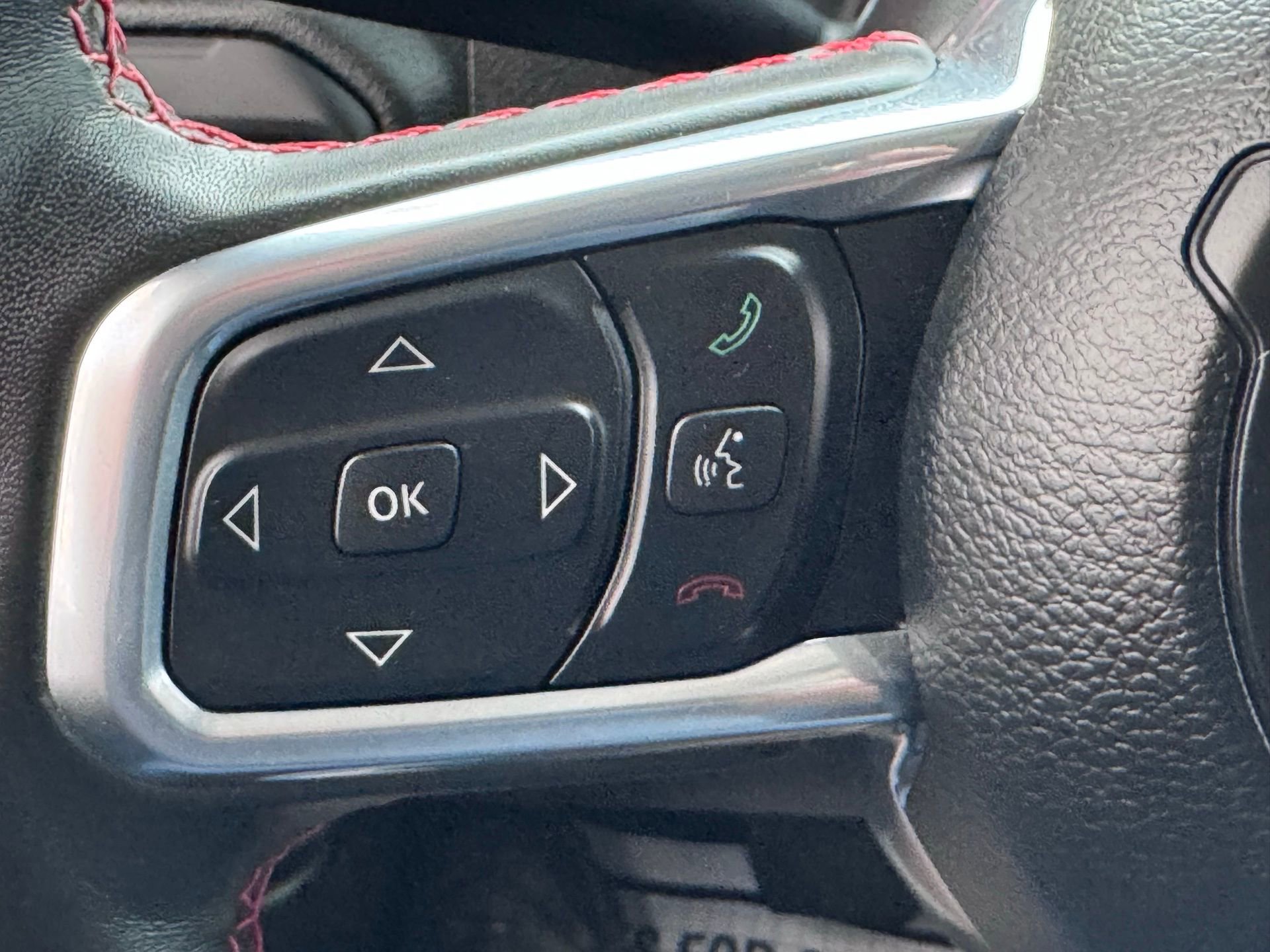 Used 2023 Jeep Wrangler Unlimited Rubicon w/ Dual Top Group image 26