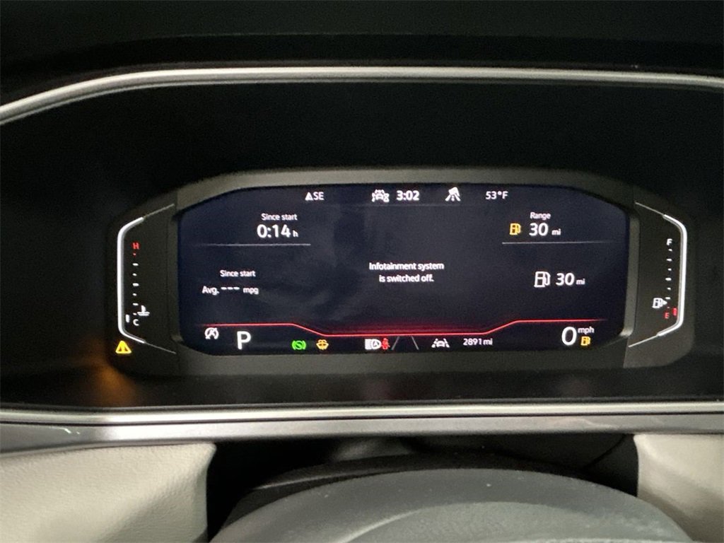 Certified 2025 Volkswagen Taos SEL image 21