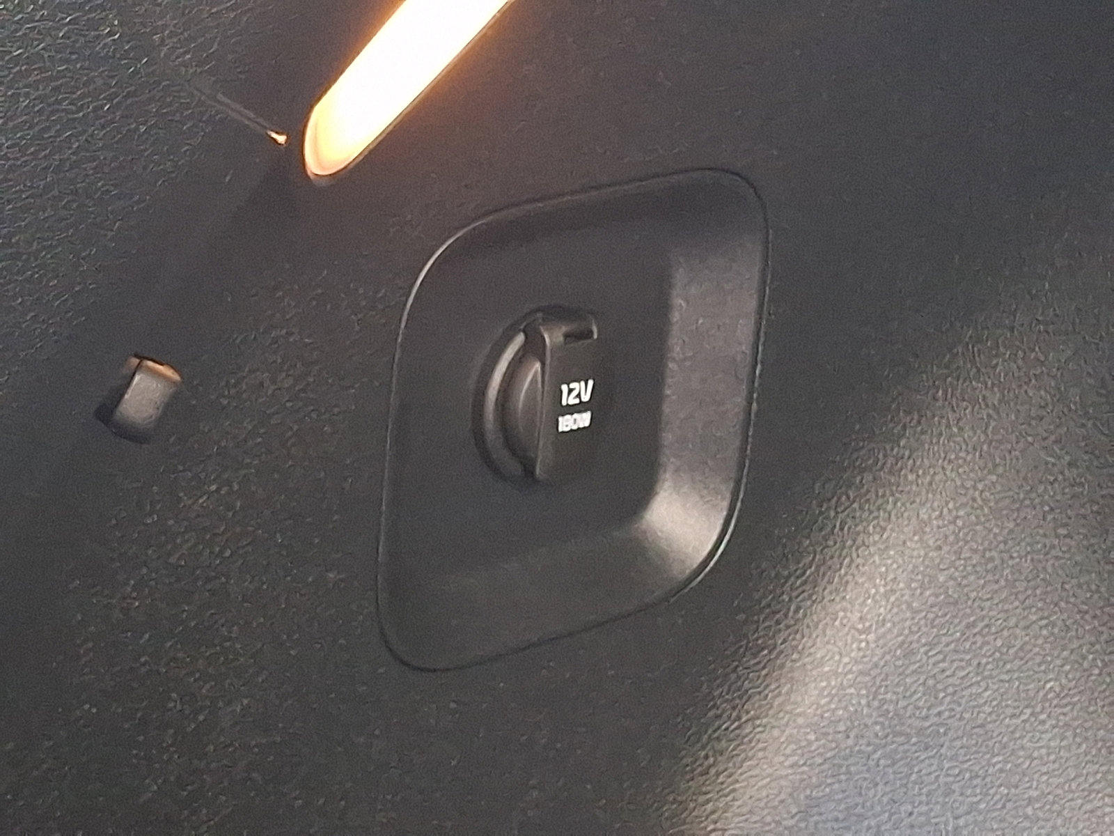 Used 2023 Kia Sportage LX image 30