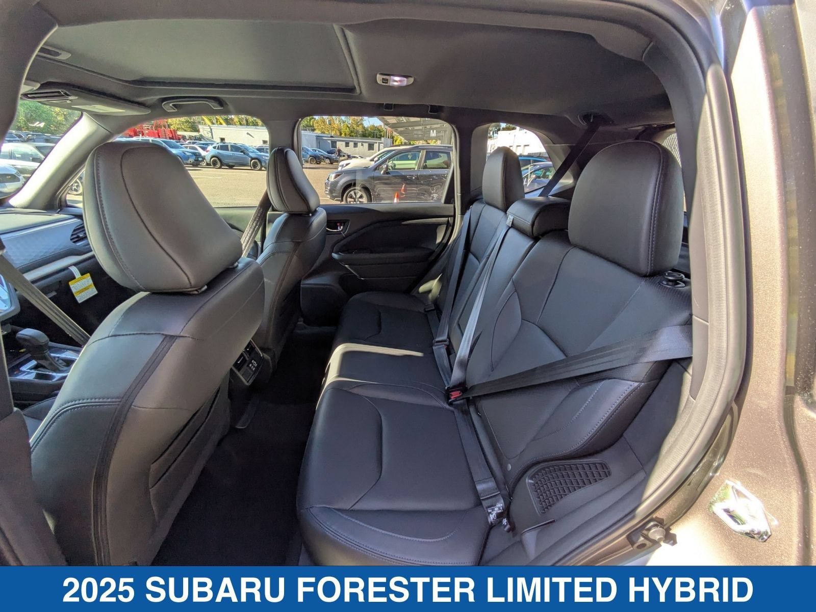 Used 2025 Subaru Forester Limited AWD/4WD image 11