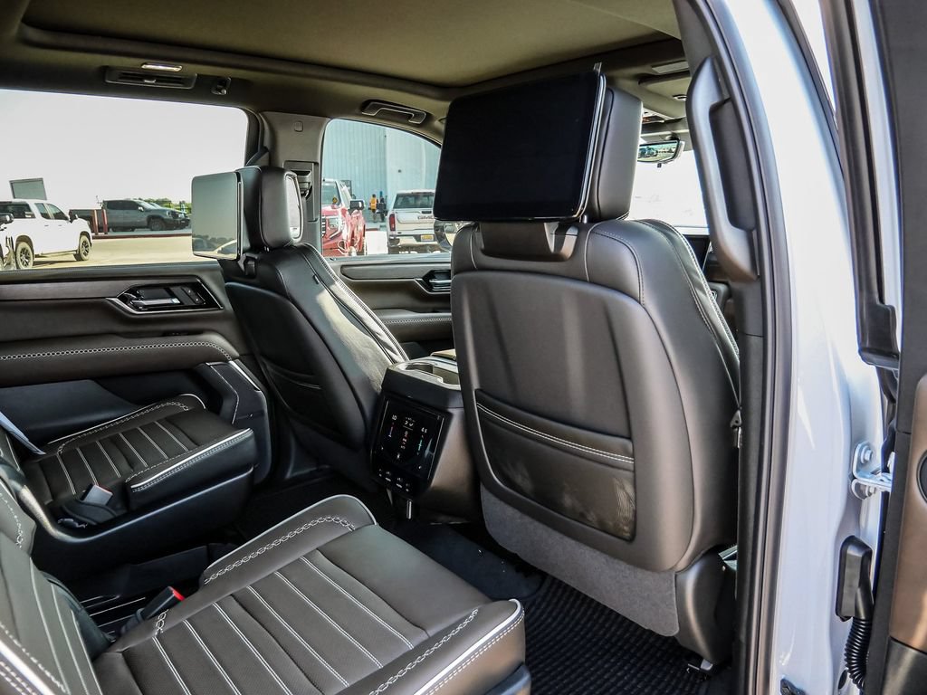 New 2027 GMC Yukon XL Denali Ultimate AWD/4WD image 26