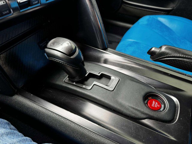 Used 2013 Nissan GT-R Premium image 35