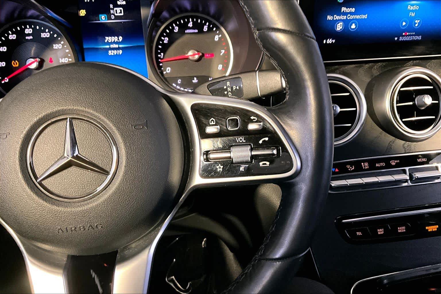 Used 2020 Mercedes-Benz GLC 300 4MATIC image 25