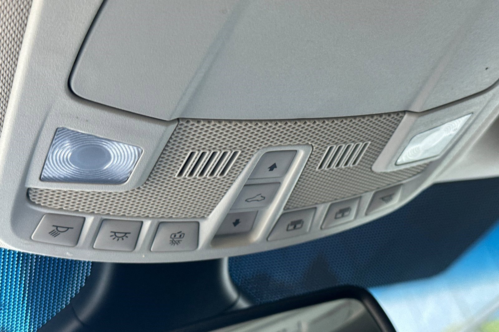 Used 2019 Ford Edge Titanium image 23