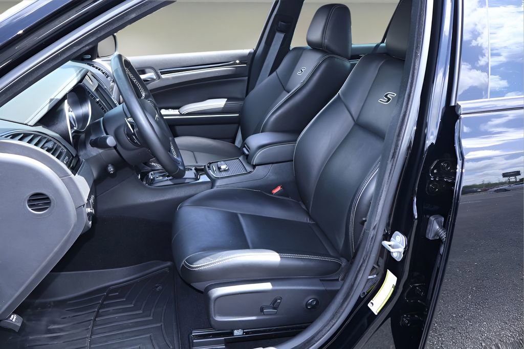 Used 2021 Chrysler 300 S w/ S Model Appearance Package image 14