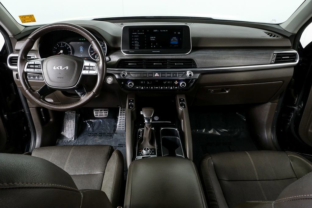 Used 2022 Kia Telluride SX w/ Nightfall Edition Package image 19