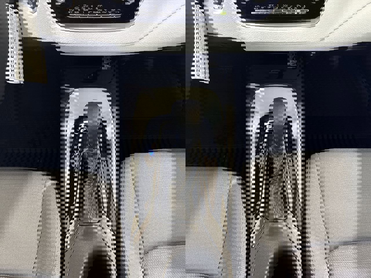 New 2026 Toyota Corolla SE image 21