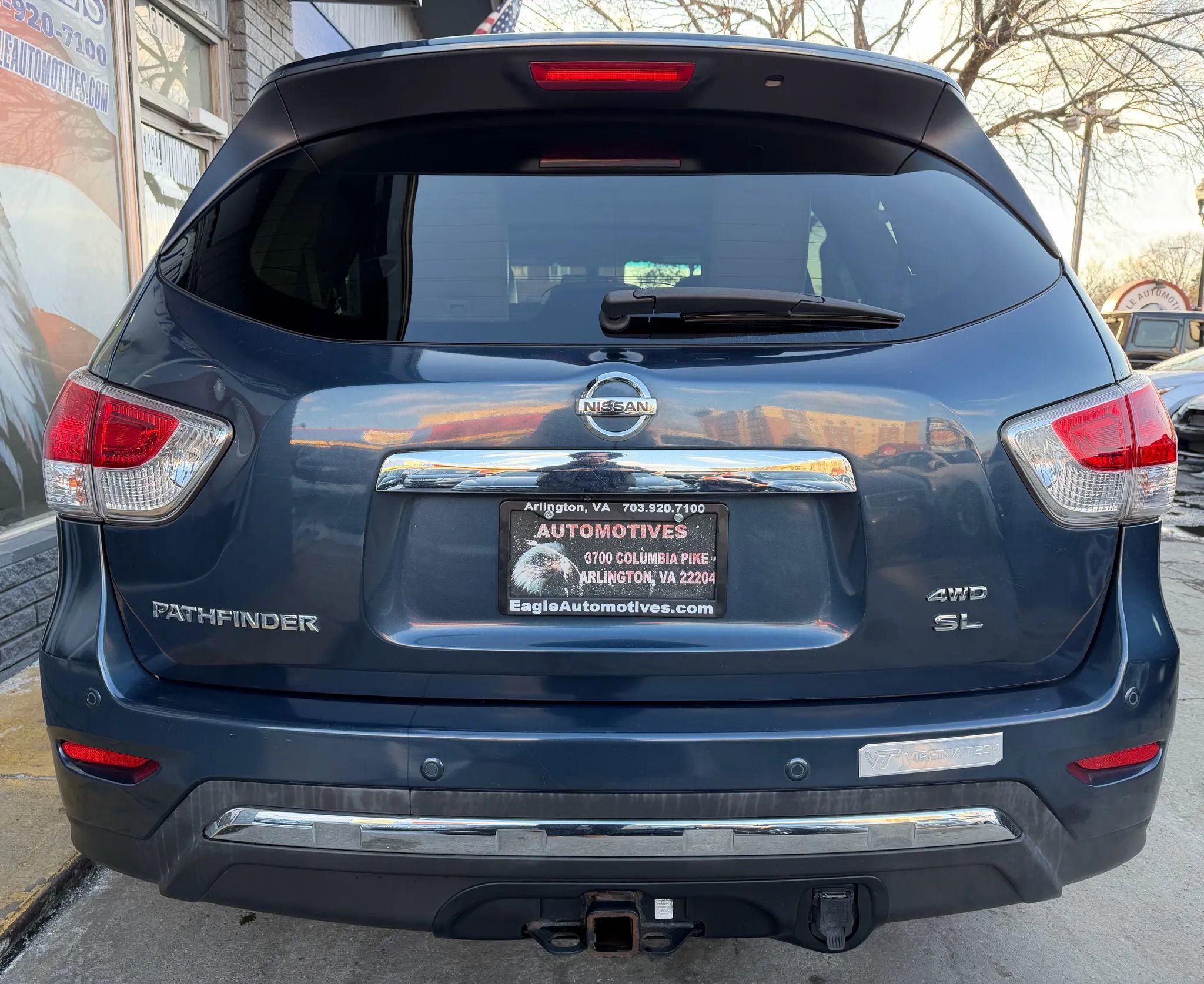 Used 2013 Nissan Pathfinder SL w/ SL Premium Pkg image 4