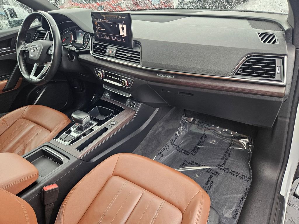 Used 2021 Audi Q5 2.0T Premium w/ Convenience Package image 37
