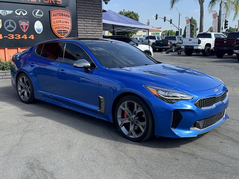 Used 2018 Kia Stinger GT2 AWD/4WD image 16