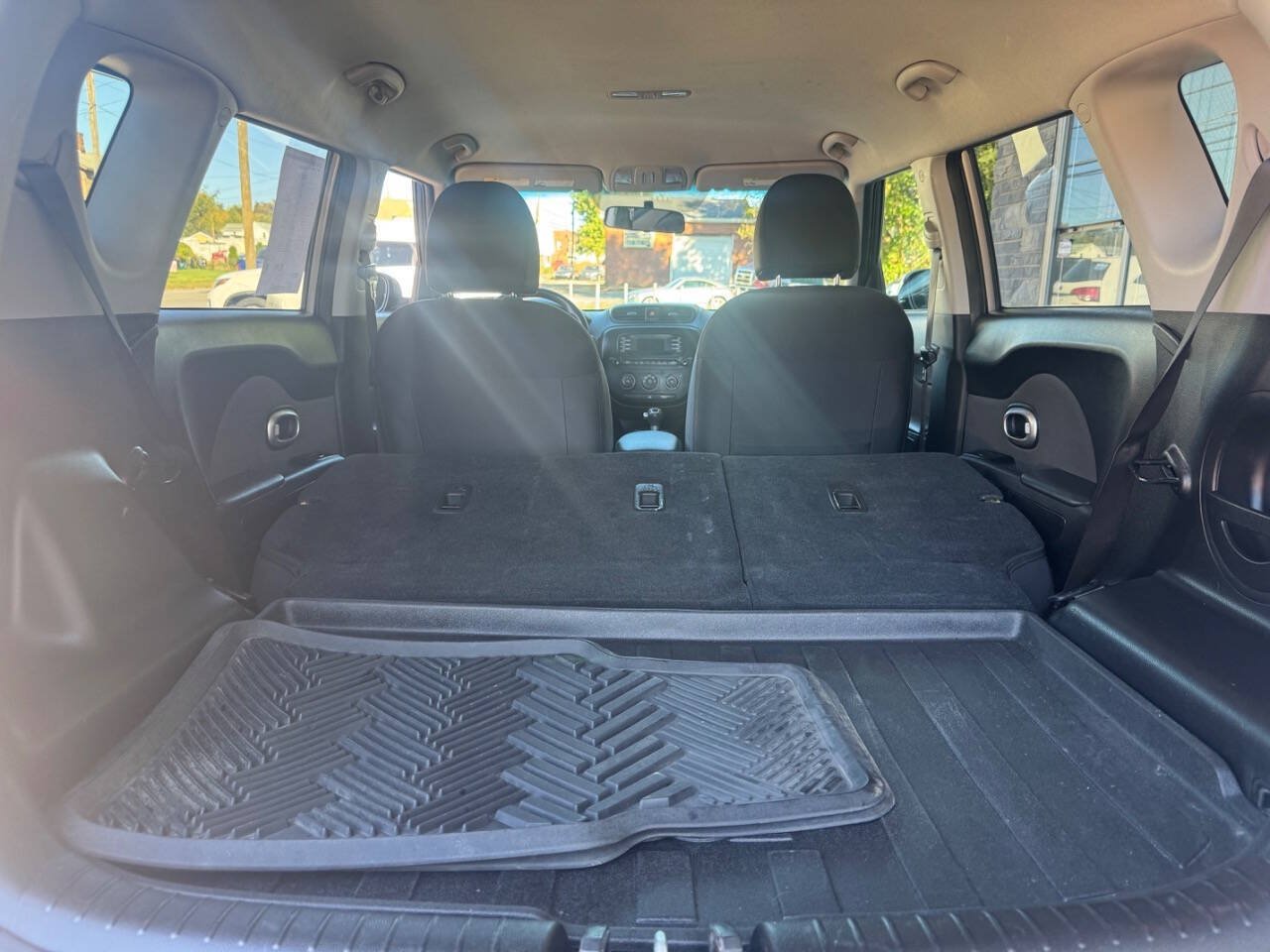 Used 2014 Kia Soul FWD image 18