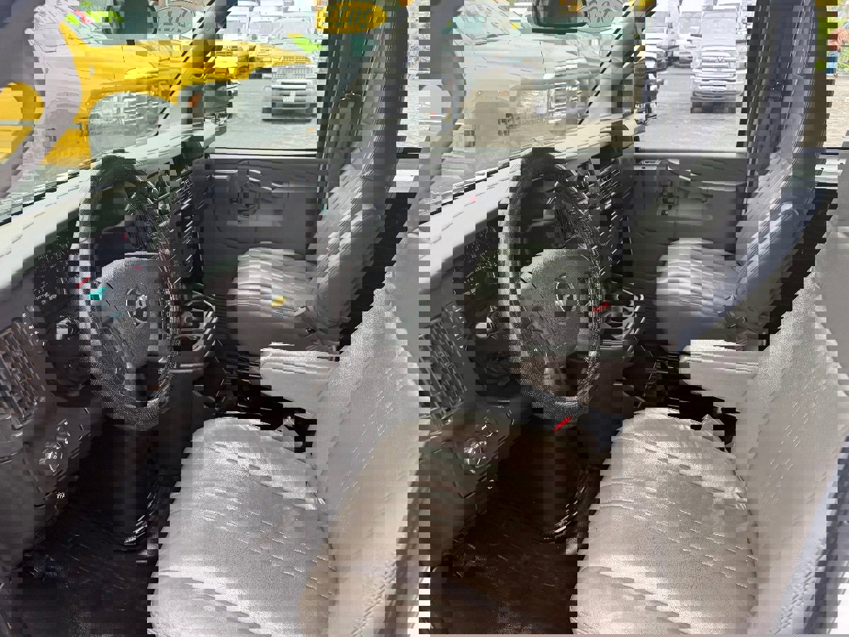 Used 2022 Chevrolet Express 2500 w/ Driver Convenience Package image 14