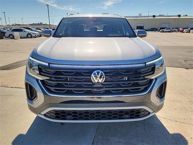 New 2025 Volkswagen Atlas Cross Sport SE image 9