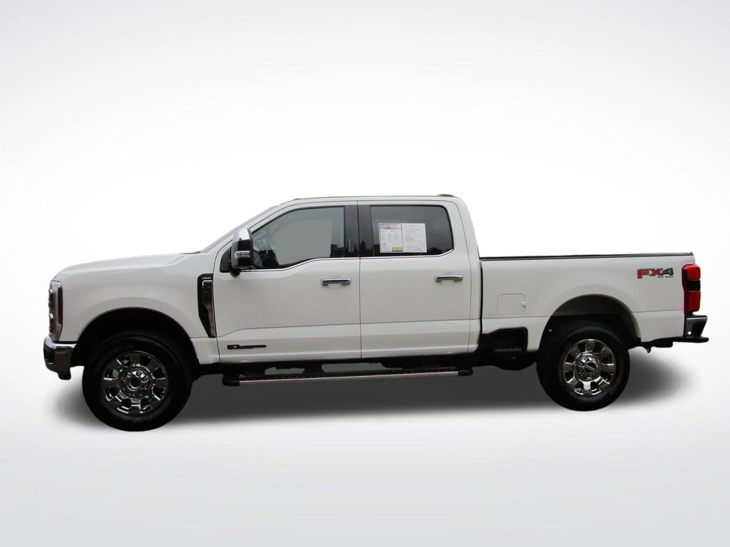 Used 2026 Ford F250 Lariat w/ Chrome Package image 2