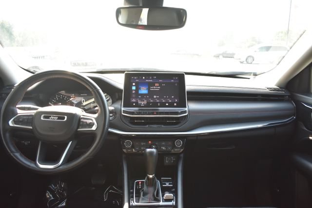Used 2022 Jeep Compass Trailhawk w/ Sun and Sound Group AWD/4WD image 38