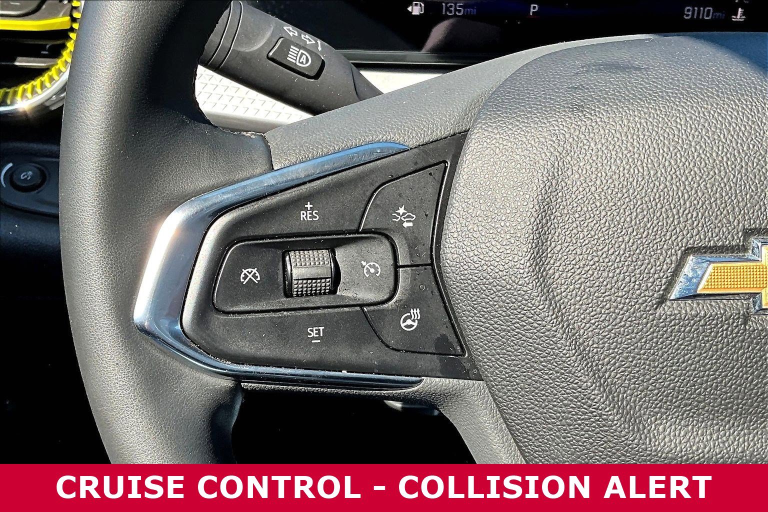 Used 2025 Chevrolet Trax LT w/ Driver Confidence Package image 11