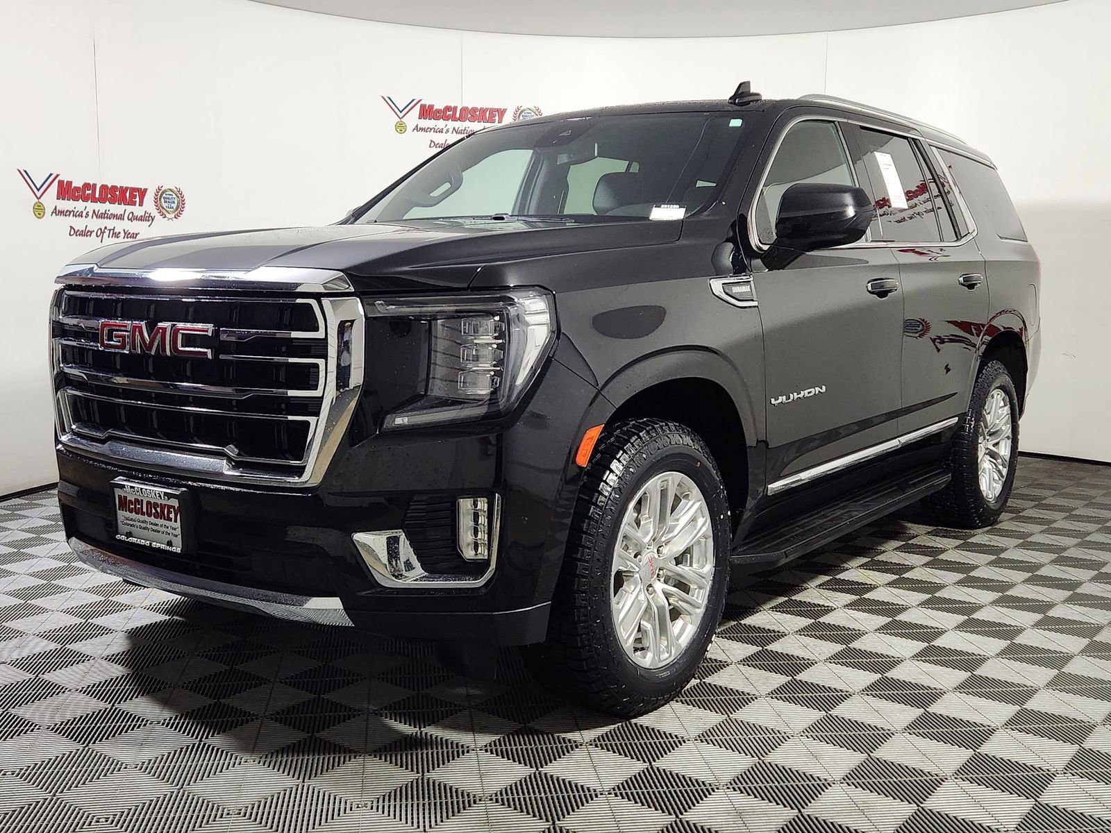 Used 2024 GMC Yukon SLT image 4