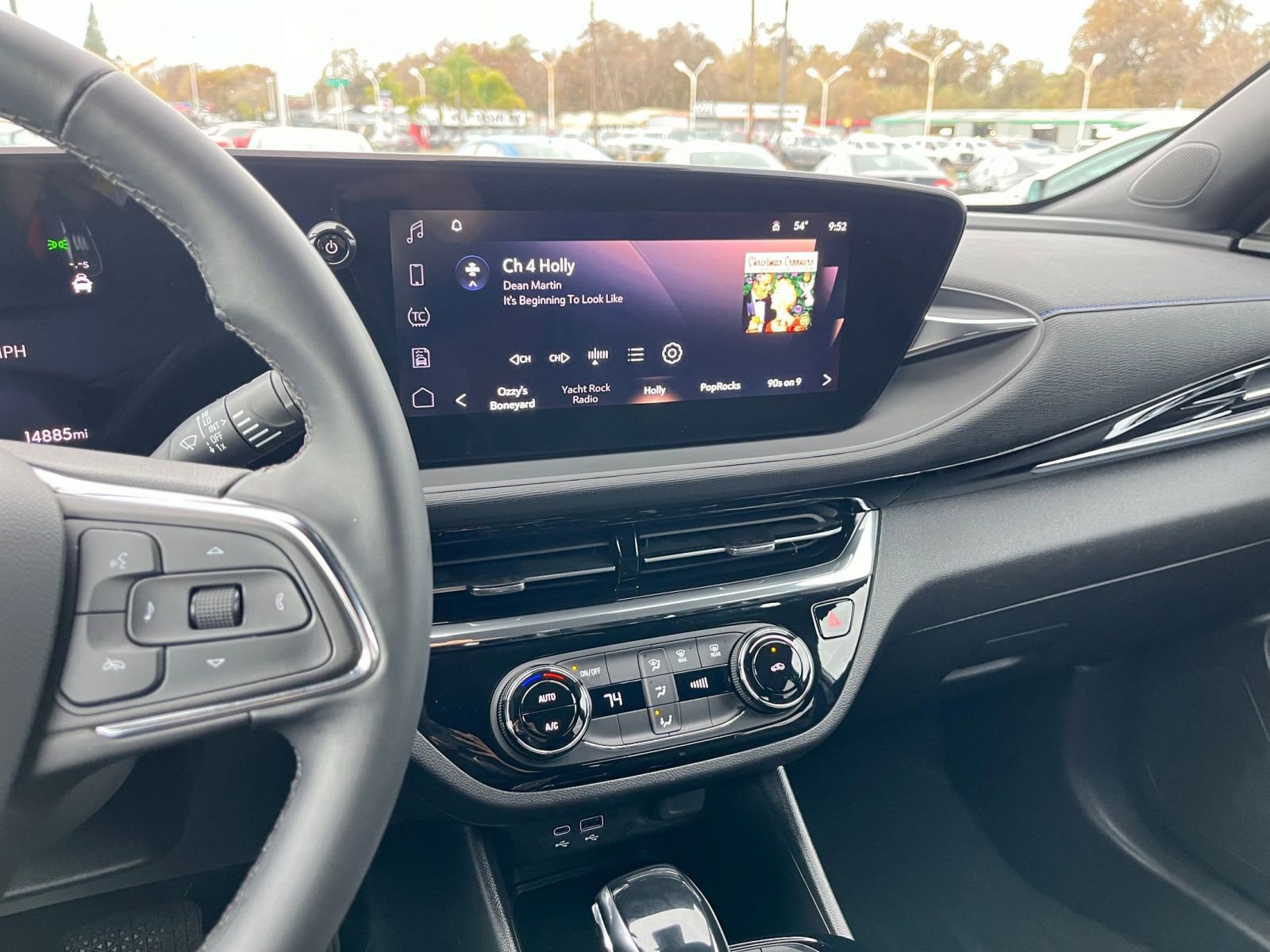 Used 2025 Buick Envista Sport Touring image 18