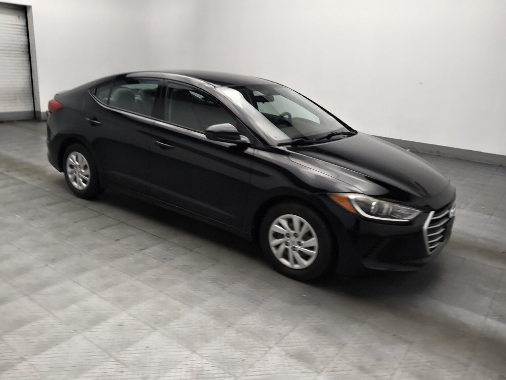 Used 2018 Hyundai Elantra SE w/ Cargo Package FWD image 11