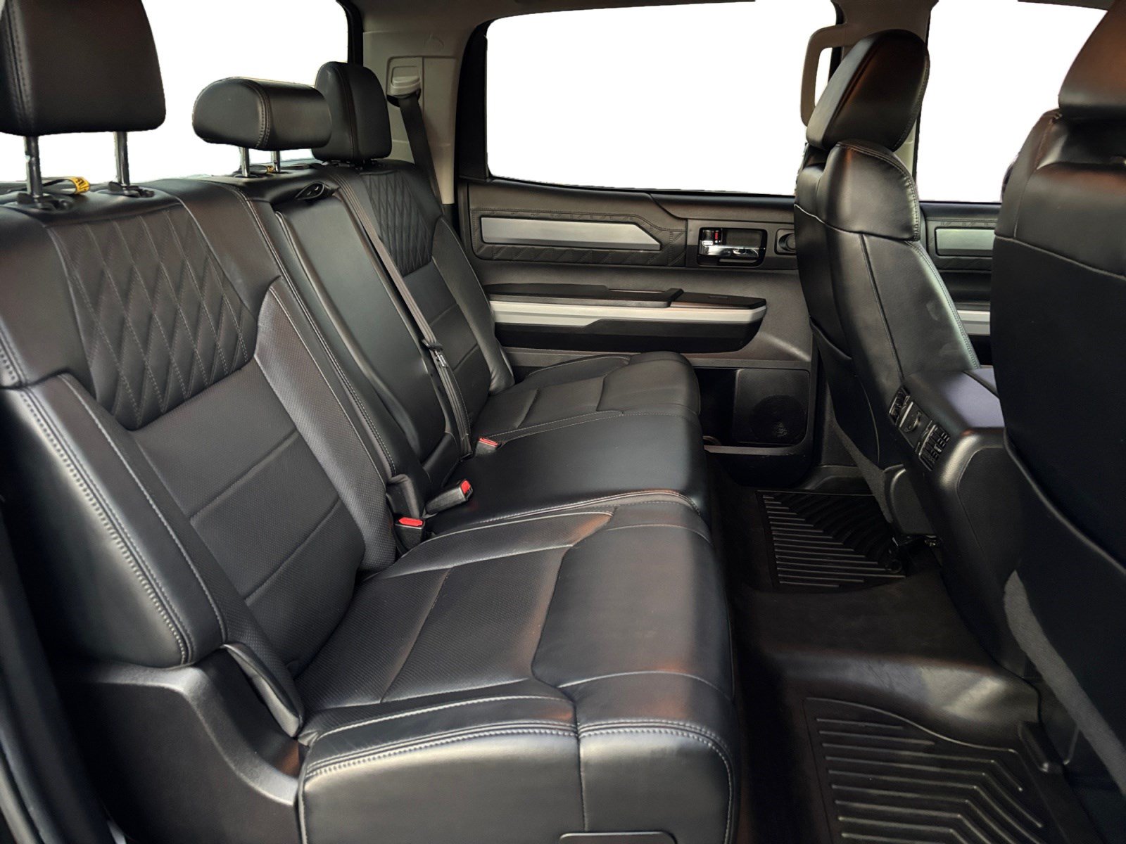 Used 2021 Toyota Tundra Platinum AWD/4WD image 18